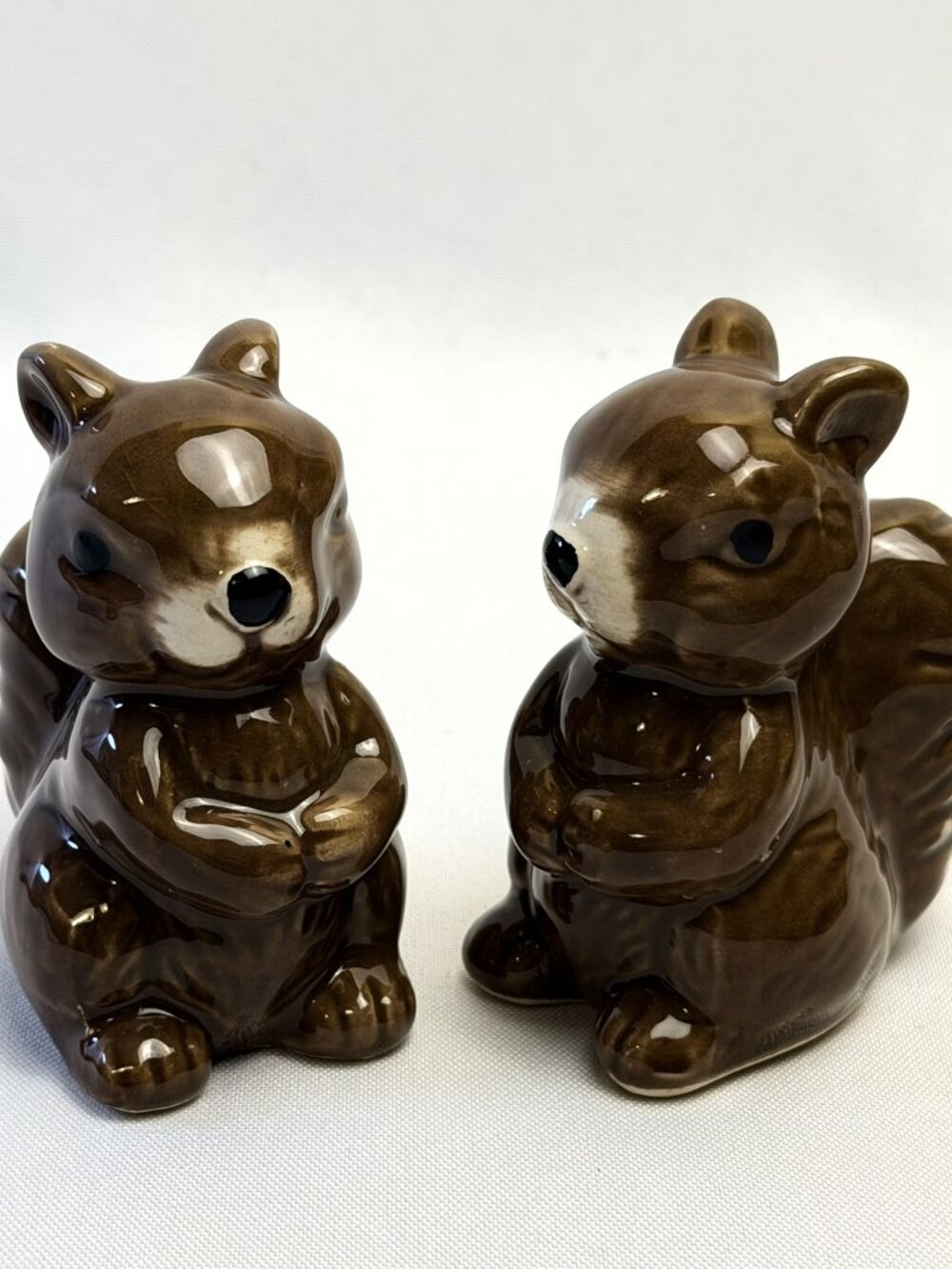 Squirrel Salt & Pepper Shakers Vintage Ceramic Woodland Pair Acorn Design 3”